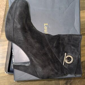 Stuart Weitzman Ringgore Black Suede Platform Ankle Boots